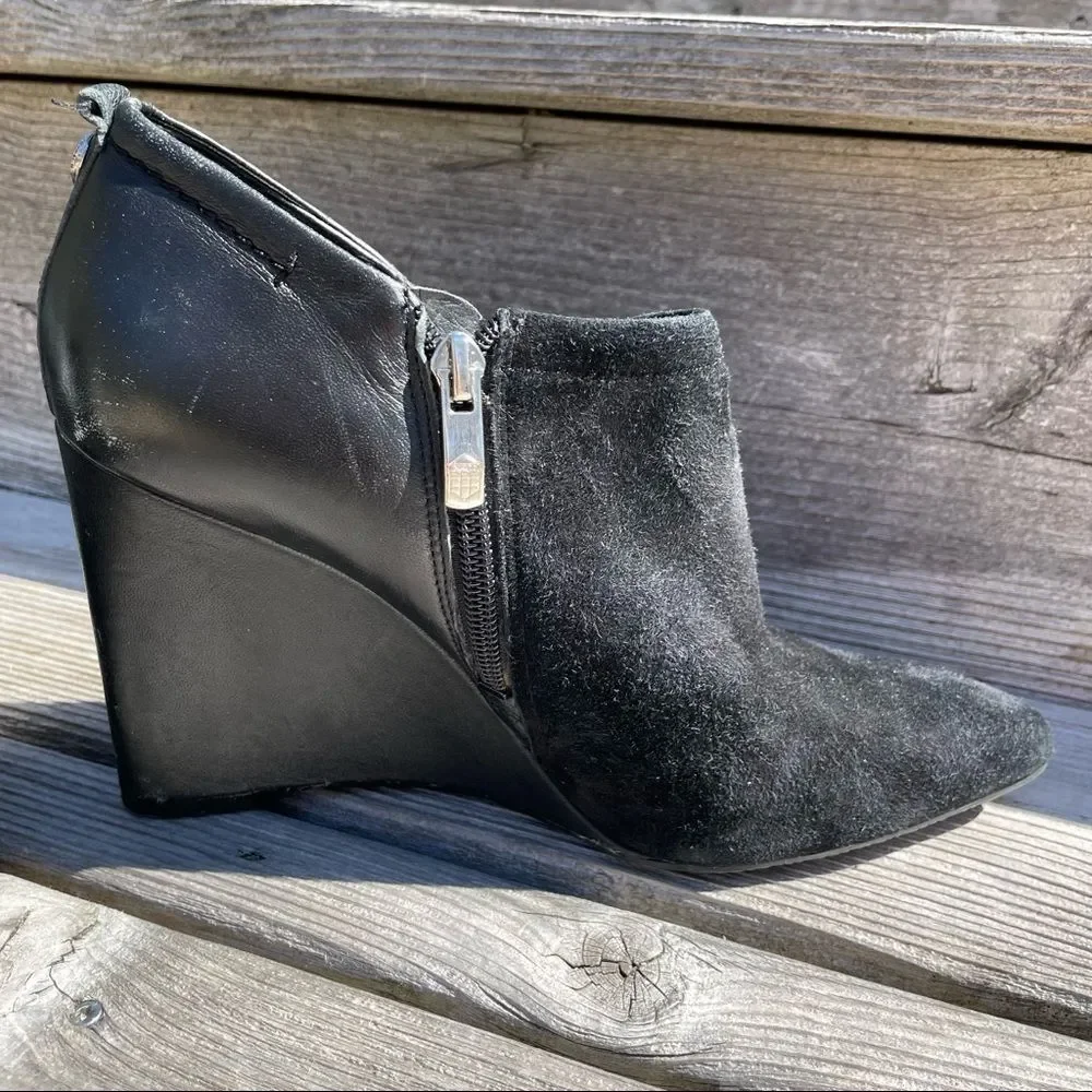 Vince Camuto vince camuto